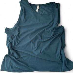 Lululemon Run On Tank in Submarine